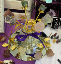 Load image into Gallery viewer, Roses | Gold Stem