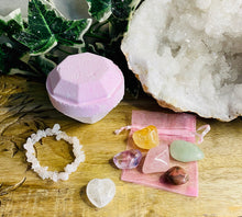 Load image into Gallery viewer, Gift Set | Little Box of Love