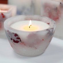 Load image into Gallery viewer, Rose Flower Bowl Soy Candle
