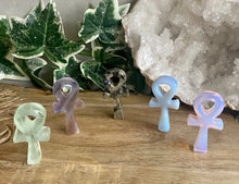 Load image into Gallery viewer, Ankh Carving