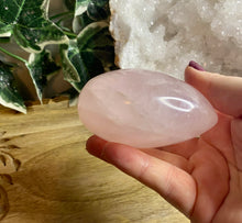 Load image into Gallery viewer, Heart | Rose Quartz | Large 9cm