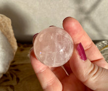 Load image into Gallery viewer, Sphere | Rose Quartz | 3.5cm