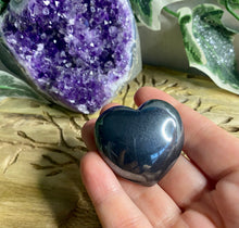 Load image into Gallery viewer, Heart | Hematite