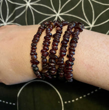 Load image into Gallery viewer, Chip Bracelet | Garnet