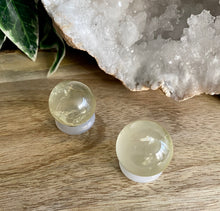 Load image into Gallery viewer, Spheres | Citrine | 2.7cm