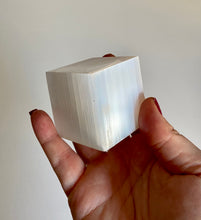Load image into Gallery viewer, Selenite | TV Rock