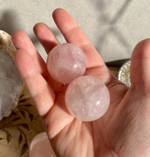 Load image into Gallery viewer, Sphere | Rose Quartz | 3.5cm
