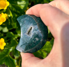 Load image into Gallery viewer, Moons | Moss Agate
