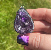 Load image into Gallery viewer, Pendant | Amethyst Cluster