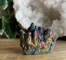 Load image into Gallery viewer, Cluster | Titanium Aura Quartz | 56g