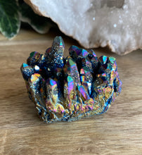Load image into Gallery viewer, Cluster | Titanium Aura Quartz | 56g