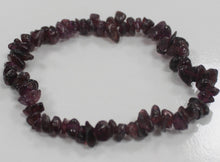 Load image into Gallery viewer, Chip Bracelet | Garnet