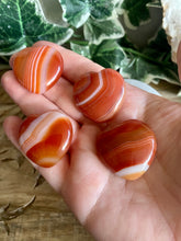 Load image into Gallery viewer, Hearts | Carnelian | 3cm
