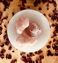 Load image into Gallery viewer, Rough Rose Quartz
