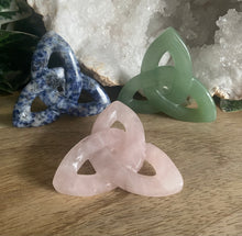 Load image into Gallery viewer, Crystal Carving | Triquetra
