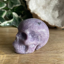 Load image into Gallery viewer, Crystal Skull | Lepidolite
