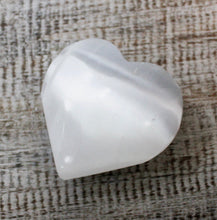 Load image into Gallery viewer, Selenite | Puffy Heart
