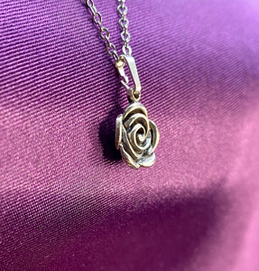 Silver Pendant | Dainty Rose